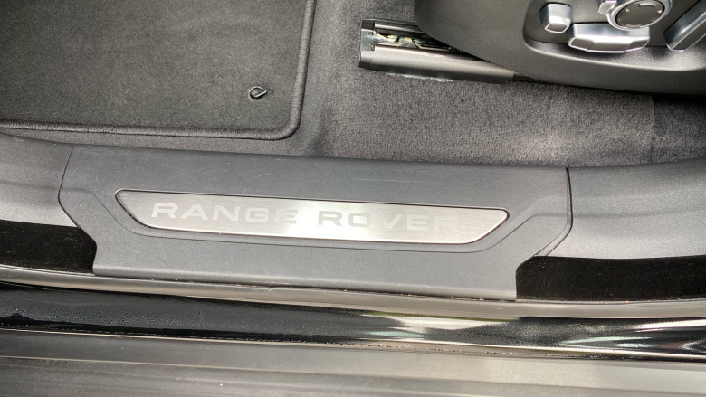 Land Rover Range Rover Velar 2.0 D200 MHEV Dynamic HSE 5dr Auto Diesel Estate